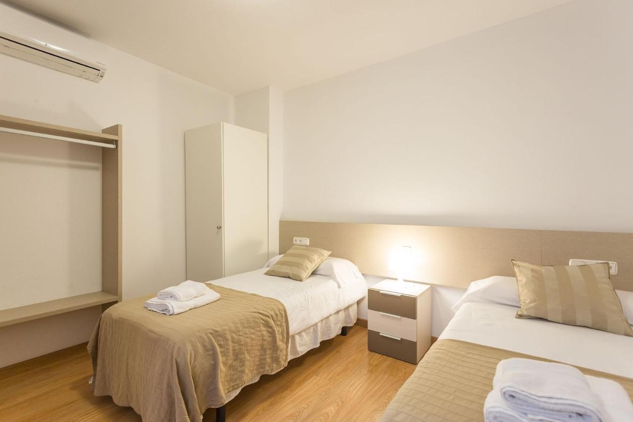 The Lucky Flats - Artilleros Alicante Esterno foto